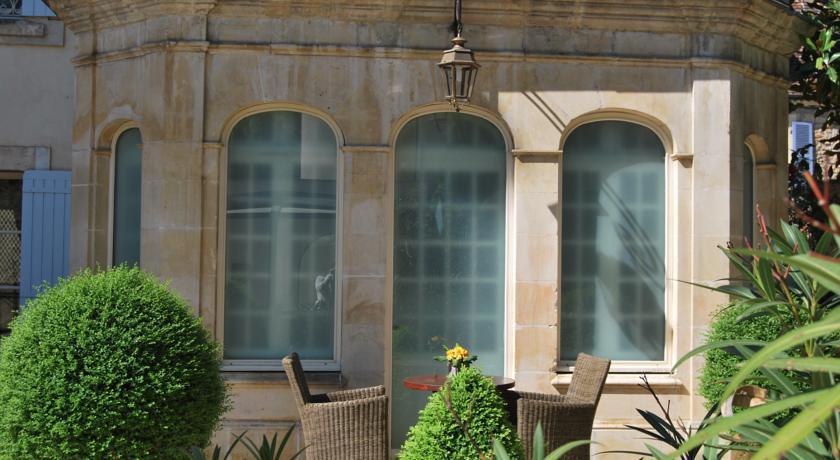 Au Grand Hotel De Sarlat - Pavillon De Selves Exterior foto